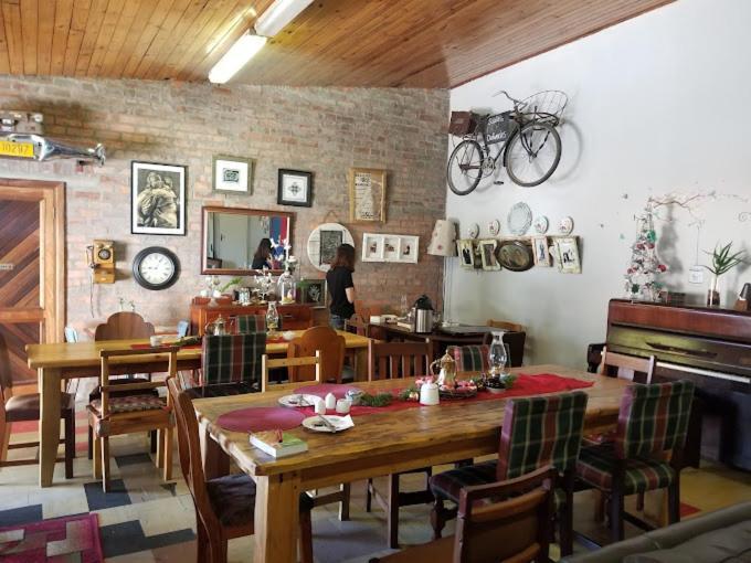 Suzie'S Coffee Shop Accommodation Bellville Bagian luar foto